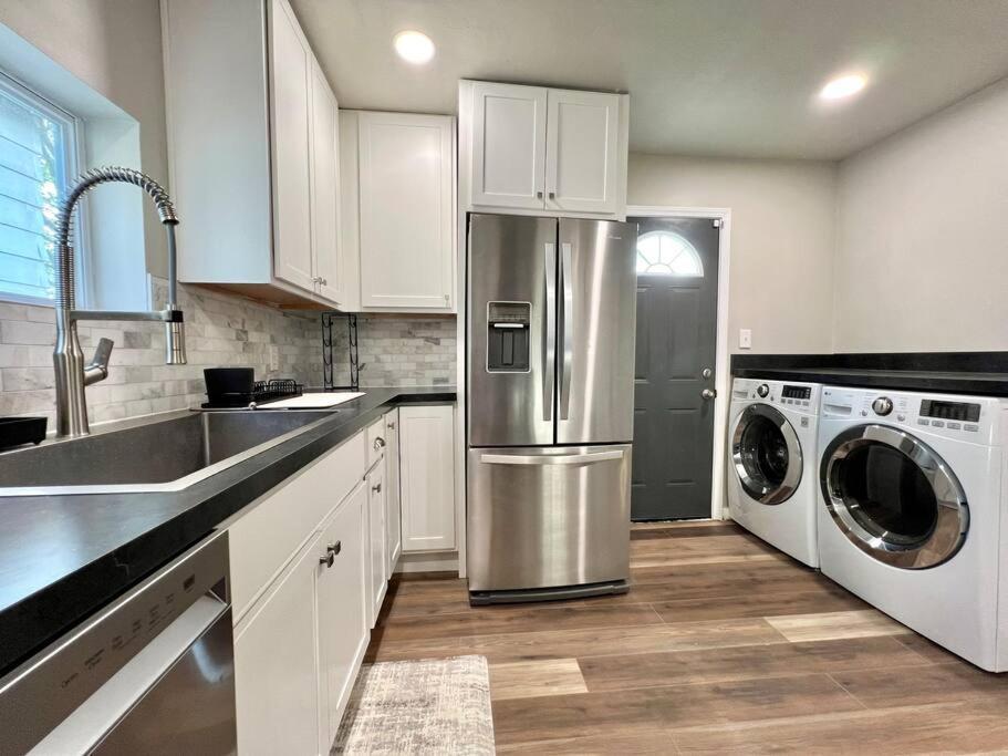 Modern Style Home Near Dt Indy & Major Attractions Indianapolis Esterno foto
