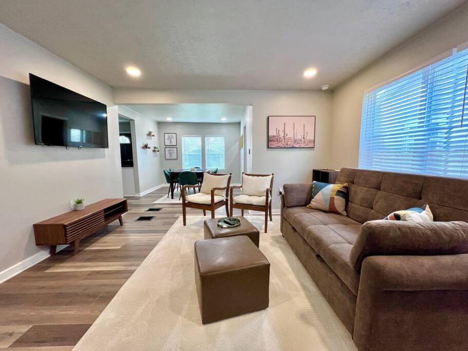 Modern Style Home Near Dt Indy & Major Attractions Indianapolis Esterno foto