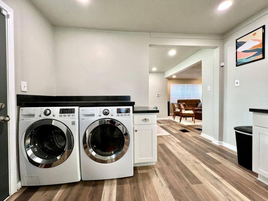 Modern Style Home Near Dt Indy & Major Attractions Indianapolis Esterno foto