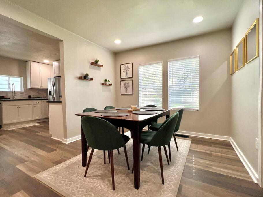 Modern Style Home Near Dt Indy & Major Attractions Indianapolis Esterno foto